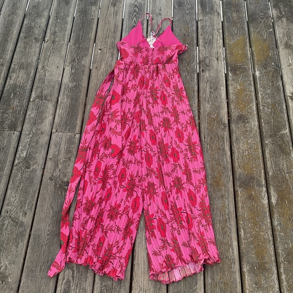 NWT Beyond Words Pleated Jumpsuit - Picture 7 of 9